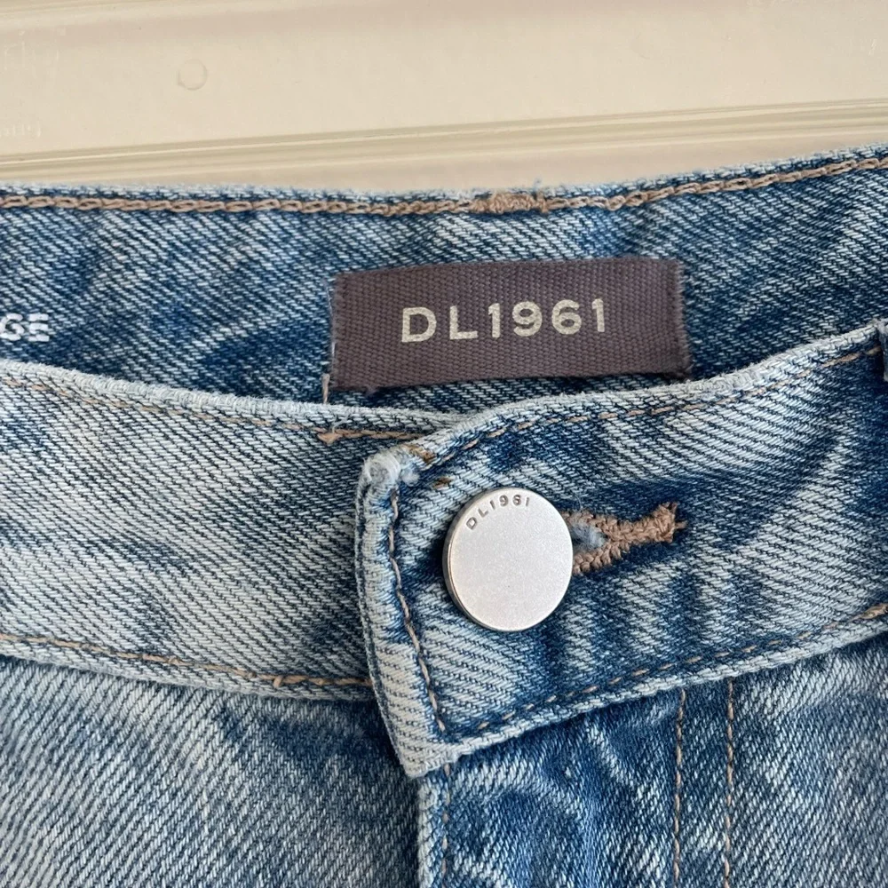 DL 1961 Emilie Straight ultra high rise vintage ankle jeans size 28